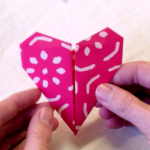 Origami Heart Bunting Kit - Cambridge Imprint