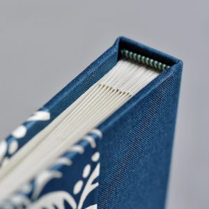 Cambridge Imprint Album covered in Wave Indigo patterned paper - detail