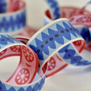 Cambridge Imprint Patterned Paper Chain