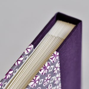 Cambridge Imprint Photograph Album in Sea Urchin French Lavender - detail