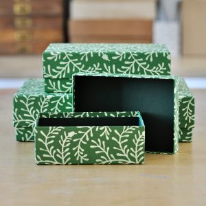 Set of three Sprig Pea Green patterned boxes